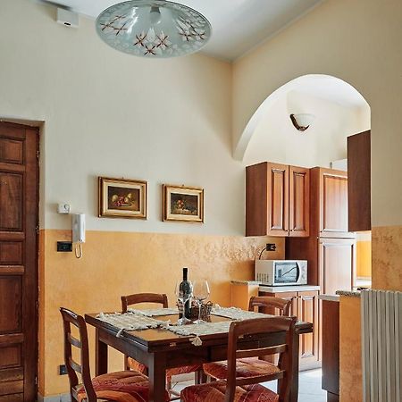 Terrazza Di Alfieri - Alloggio Con Terrazza Privata Nel Centro Di Асті Екстер'єр фото